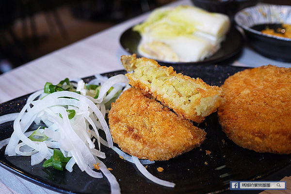 基隆廟口丼飯【小牛丁次郎坊x基隆廟口支店】基隆最強燒肉丼/基隆美食