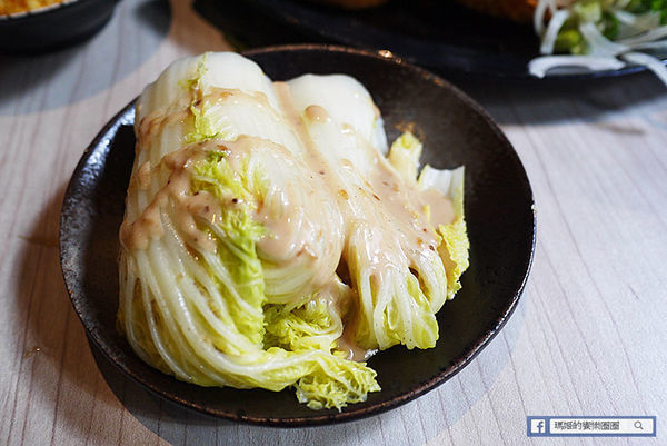 基隆廟口丼飯【小牛丁次郎坊x基隆廟口支店】基隆最強燒肉丼/基隆美食
