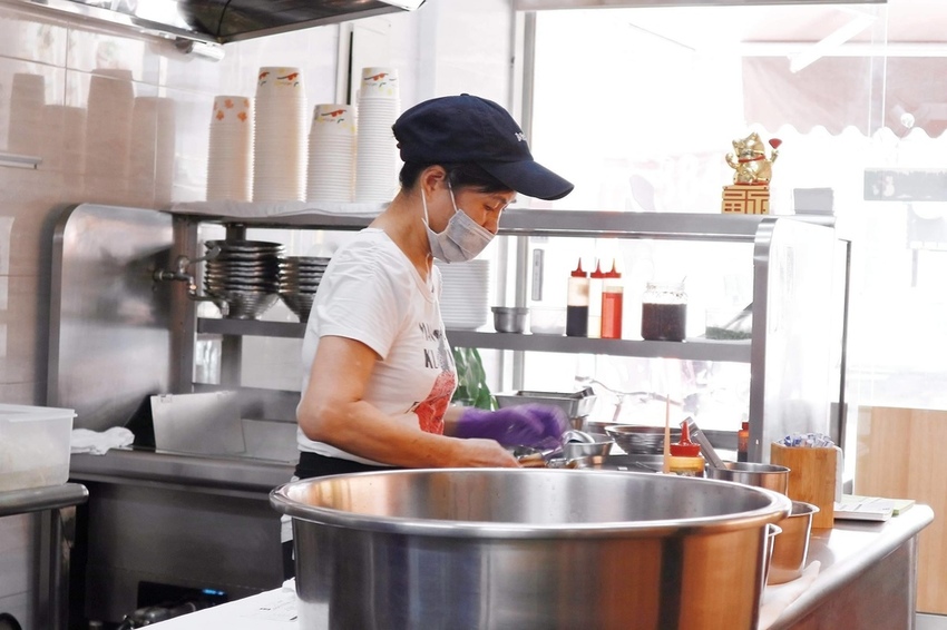 2019-08-27 12.37.12 4-01.jpg