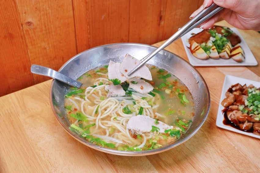 2019-08-27 12.37.11 3-01.jpg