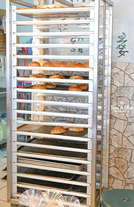 夏天季節限定商品~芒果生乳捲、芒果罐罐、榴槤冰乳捲 ￭妮妮布魯