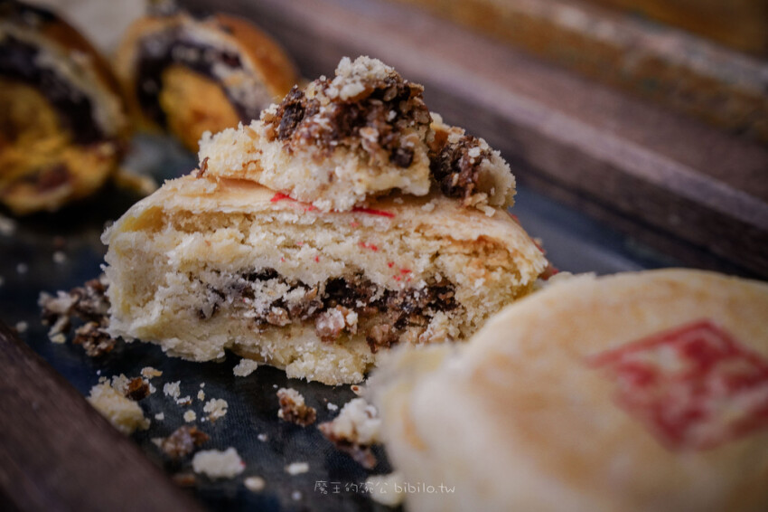 台中美食 威利與查理手作烘焙坊x魔王 台中北屯人氣烘焙坊 中秋月餅創意新口味 激辛肉脯 蛋黃酥冰乳捲 內文