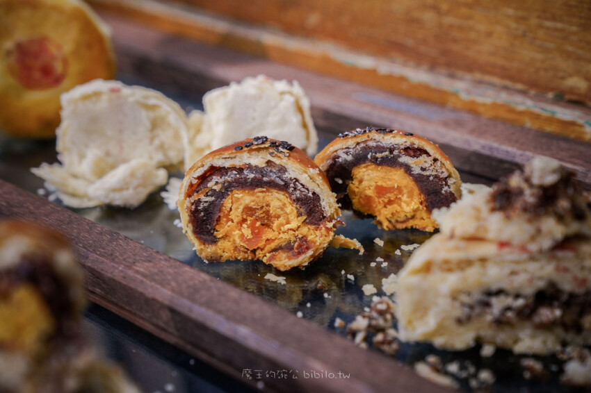 台中美食 威利與查理手作烘焙坊x魔王 台中北屯人氣烘焙坊 中秋月餅創意新口味 激辛肉脯 蛋黃酥冰乳捲 內文