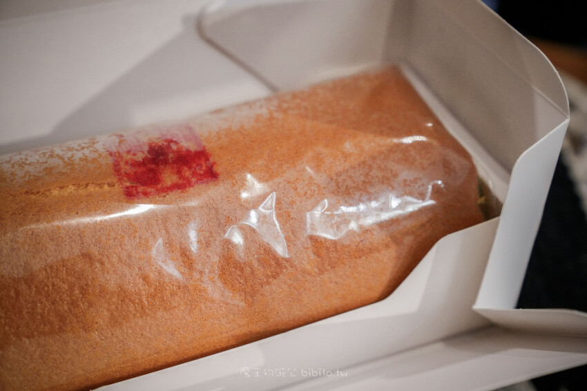 台中美食 威利與查理手作烘焙坊x魔王 台中北屯人氣烘焙坊 中秋月餅創意新口味 激辛肉脯 蛋黃酥冰乳捲 內文