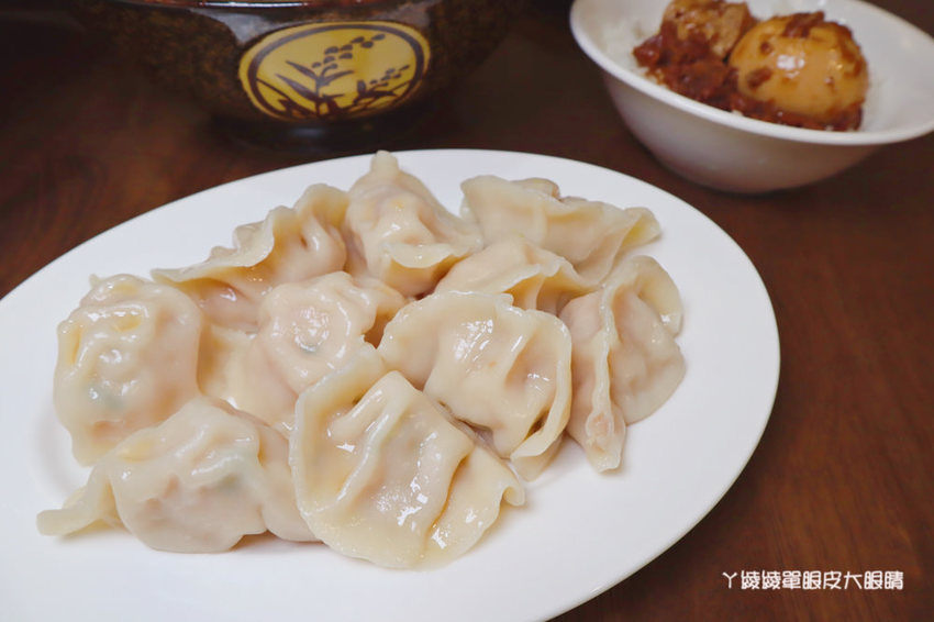 新竹牛肉麵推薦御噂醇汁牛肉麵館！獨家漢方配方湯頭、加麵加湯不加價，必點醇汁正宗滿漢牛肉麵