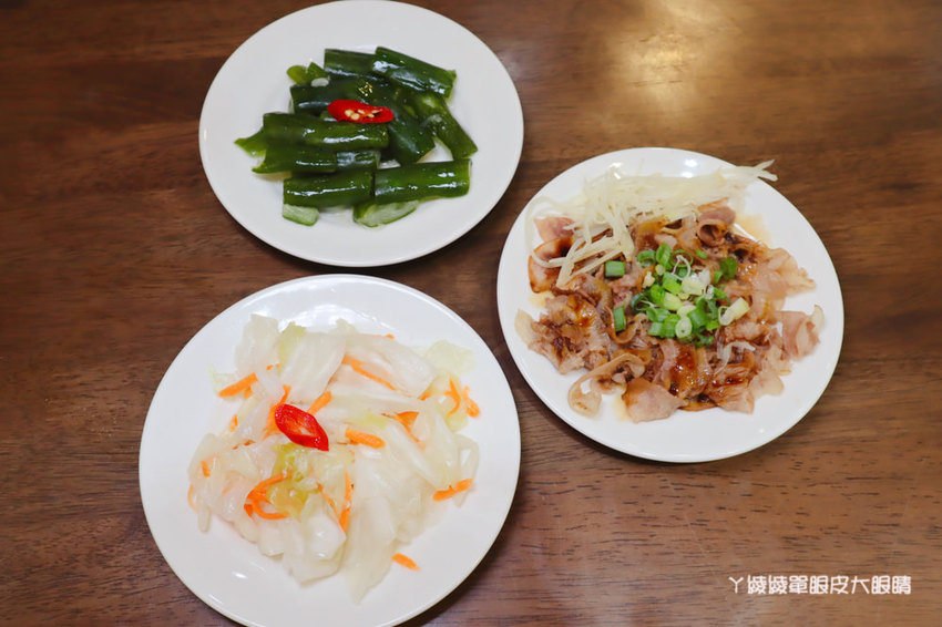 新竹牛肉麵推薦御噂醇汁牛肉麵館！獨家漢方配方湯頭、加麵加湯不加價，必點醇汁正宗滿漢牛肉麵