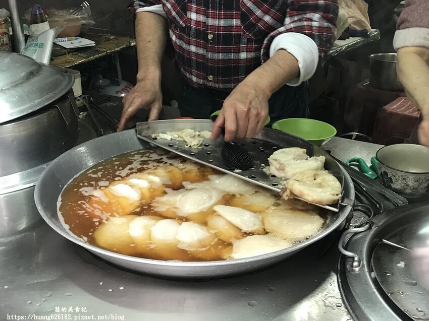新北市三重區【新北三重區 】✨三重排隊老店『陳記肉圓.油粿』✖三重30多年老店 肉圓.油粿.肉粽.麵線 ✖三重美食 ✖三重文化