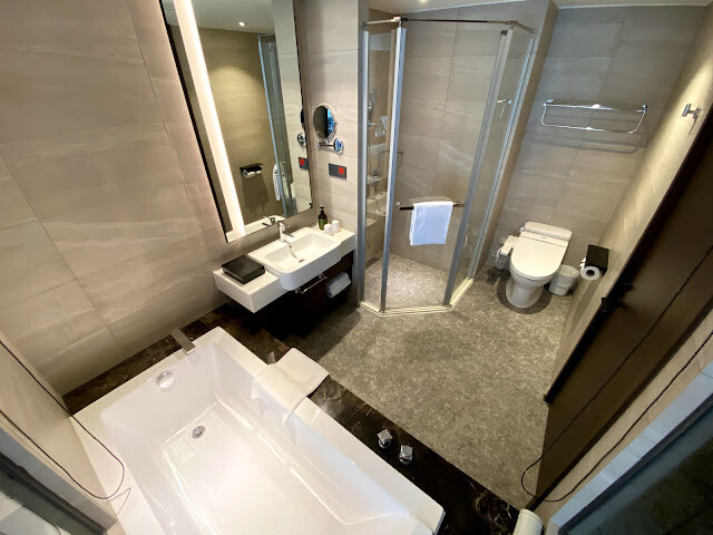 台南住宿-煙波大飯店台南館 Lakeshore Hotel Tainan，台南最強的飯店早餐，感謝飯店提供的生日驚喜！