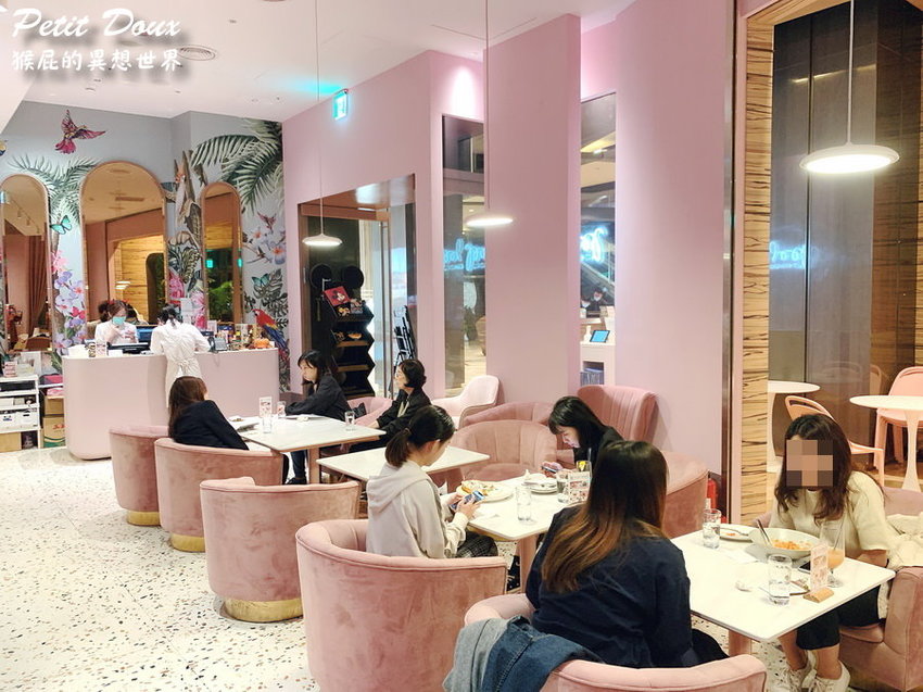 【台北車站】台北網美餐廳-petit doux微兜京站店!超夢幻粉紅色風格超好拍!義大利麵好吃、鬆餅會爆漿! @猴屁的異想世界