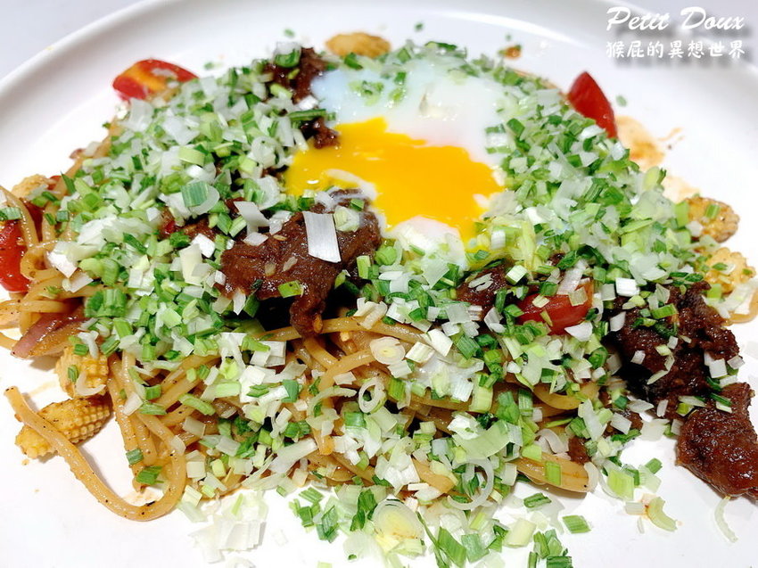 【台北車站】台北網美餐廳-petit doux微兜京站店!超夢幻粉紅色風格超好拍!義大利麵好吃、鬆餅會爆漿! @猴屁的異想世界