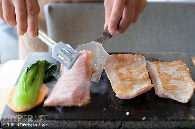 台中大里牛排,台中大里美食,台中美食,石板岩燒,鼎岩石板岩燒牛排 @強生與小吠的Hyper人蔘~