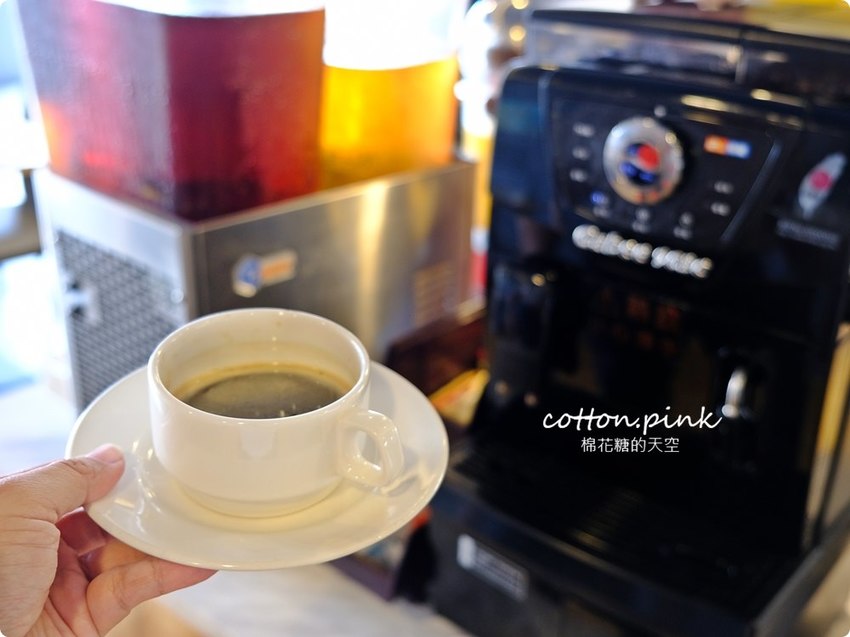 平實花費超豐富吃到飽大享受!台中大里鼎岩牛排高溫石板直接上桌烤牛排! 平實花費超豐富吃到飽大享受!台中大里鼎岩牛排高溫石板直接上桌烤牛排!