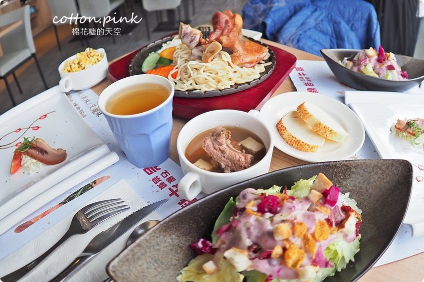 平實花費超豐富吃到飽大享受!台中大里鼎岩牛排高溫石板直接上桌烤牛排! 平實花費超豐富吃到飽大享受!台中大里鼎岩牛排高溫石板直接上桌烤牛排!