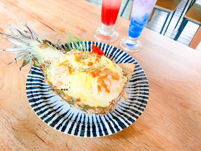 【台中 新社】薰衣草森林，繡球花季開跑，4月中旬到6月底，繡球花搭配旋轉木馬，浪漫至極，晚上還有觀賞螢火蟲行程，一路從早玩到晚！！