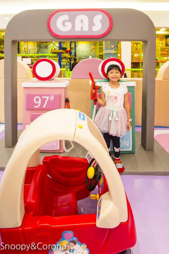 【親子樂園】Kid’s 建築樂園-夢想城體驗館~中和環球購物中心馬卡龍色調室內樂園,七大主題科技互動親子樂園