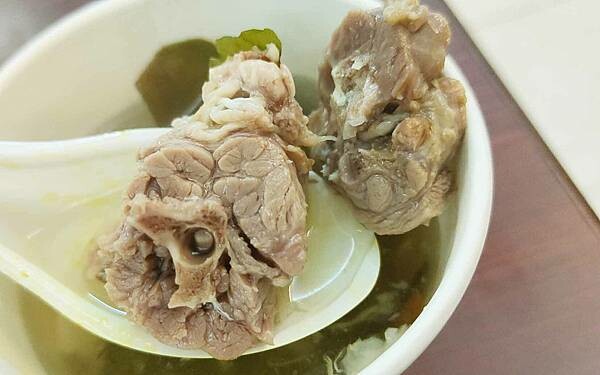 【台北美食】香味燒臘 便當｜隱藏在西門町巷弄裡必吃的燒臘店