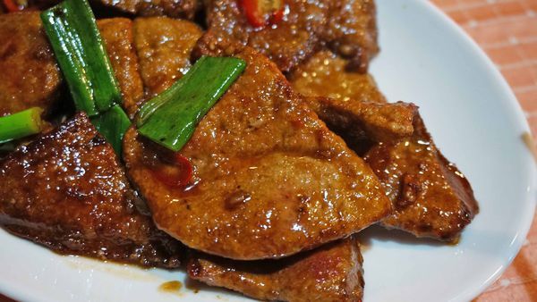 【台北美食】阿薩姆海鮮快炒店-不少附近居民推薦的美味熱炒店