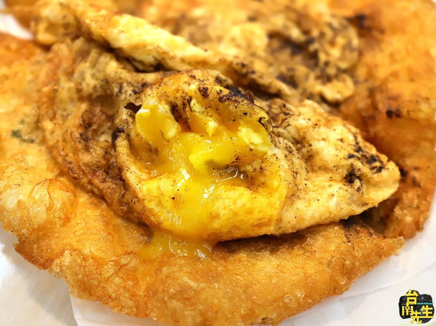 台南蔥油餅／在地人從小吃到大飄香30多年／每日限量晚來吃不到／當天備料新鮮現做／料多實在價格親民／老饕私藏口袋名單