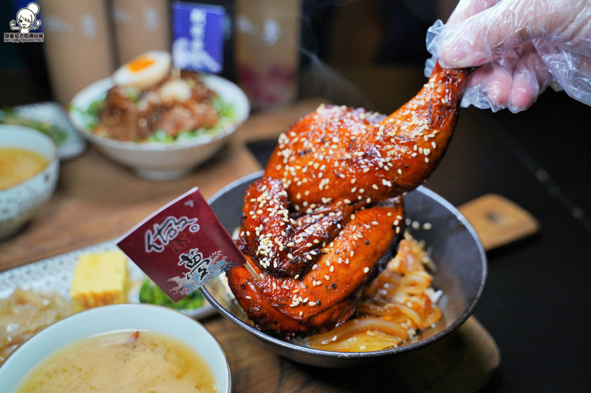走吧！雙十煙火在屏東，來去 做夢日の作，爆料滿鮮味丼飯、半隻春雞丼飯、爆漿肉燥飯、清燉牛肉湯 | 屏東美食 - 跟著尼力吃喝玩樂＆親子生活
