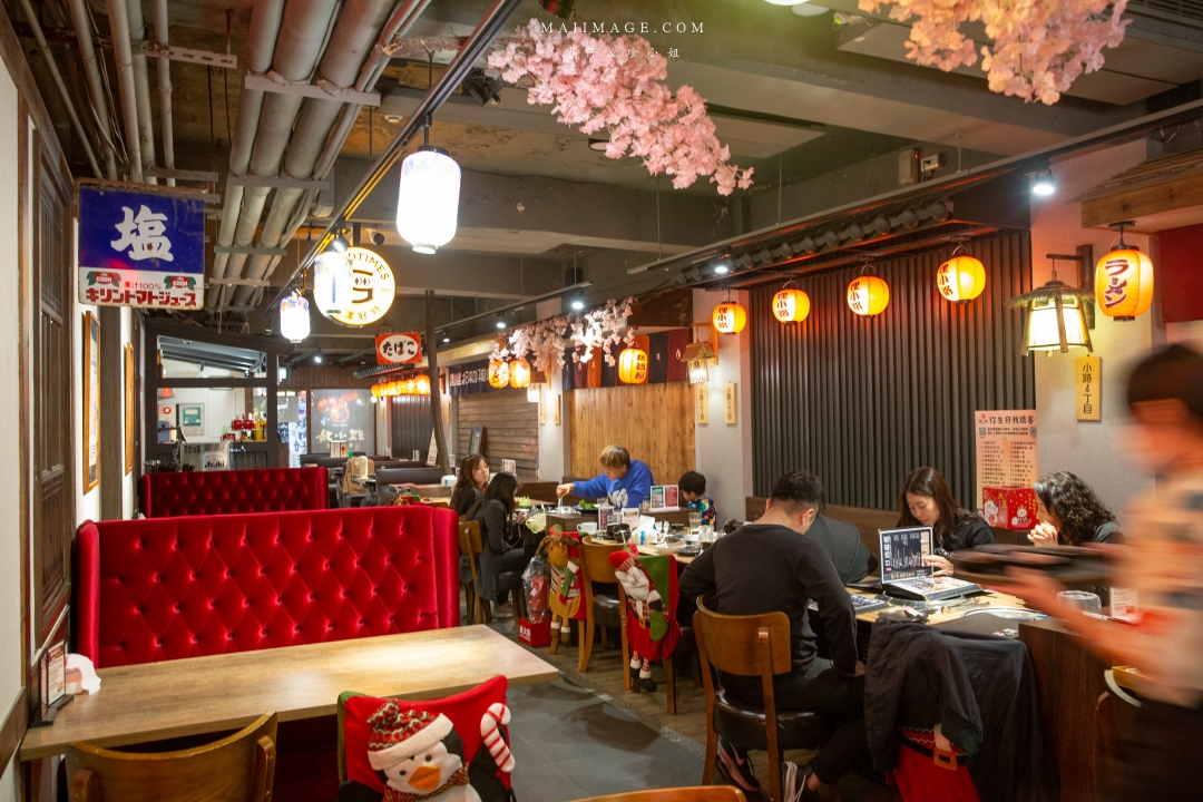 基隆狸小路燒肉25年老字號炭火燒肉!A5和牛海鮮套餐~基隆夜市旁享高品質肉品