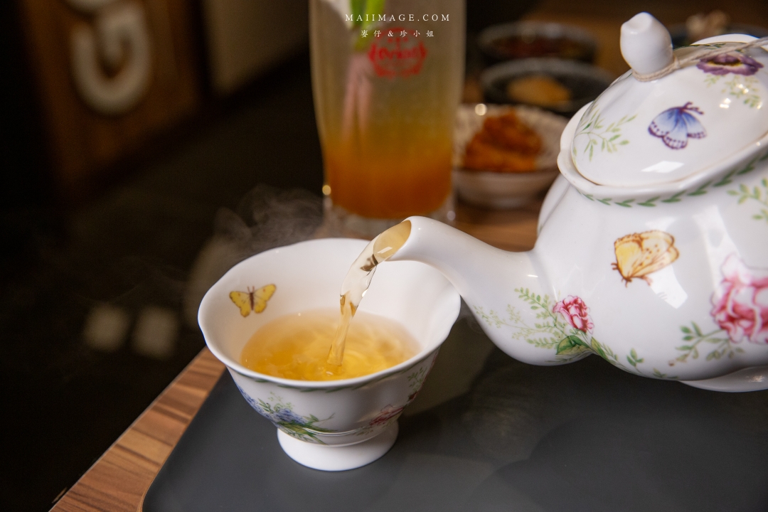 基隆狸小路燒肉25年老字號炭火燒肉!A5和牛海鮮套餐~基隆夜市旁享高品質肉品