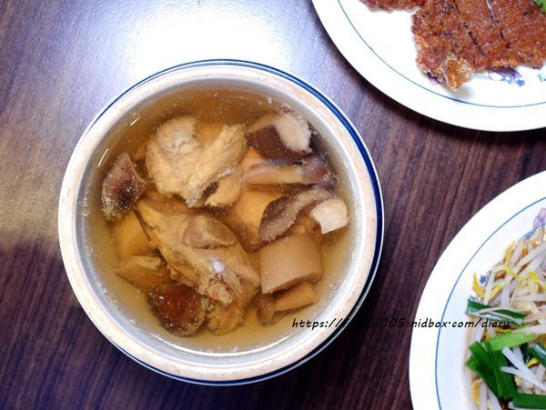 【新莊美食】饗記.呷麵呷麵平價麵舖 新莊店 #35元乾麵 #古早味 #銅板美食 #台灣小吃 (25).JPG