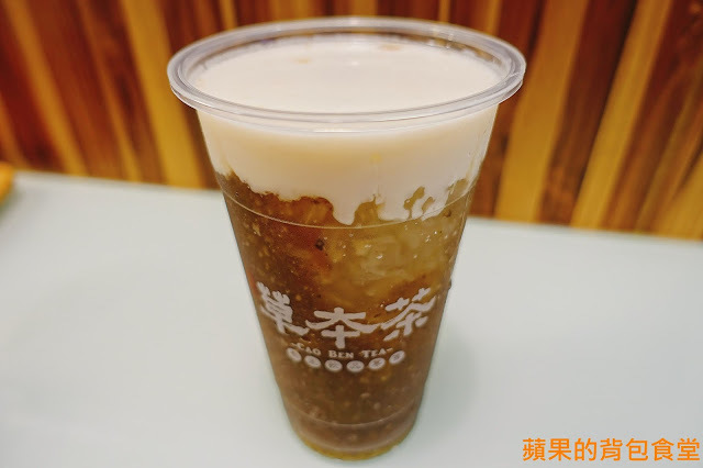 [食記] 新竹香山-茂昌 草本茶 養生飲品專賣 低熱量黑白木耳 香濃青草茶 杏仁茶 嫩仙草五種配料只要加10元 新竹香山草本茶 養生飲品店 新竹美食