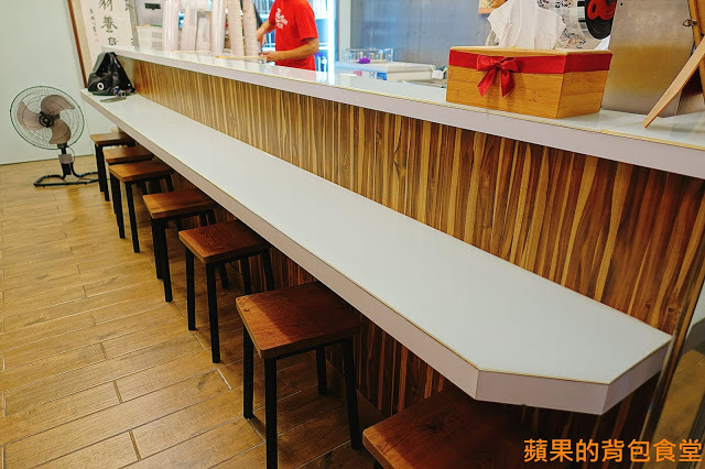 [食記] 新竹香山-茂昌 草本茶 養生飲品專賣 低熱量黑白木耳 香濃青草茶 杏仁茶 嫩仙草五種配料只要加10元 新竹香山草本茶 養生飲品店 新竹美食