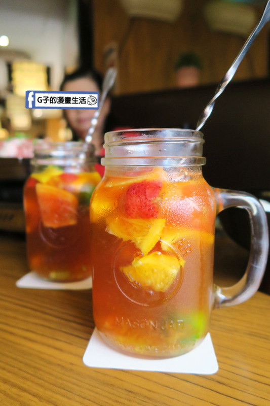 台北車站 肉和膳.牛肉壽喜燒火鍋.燒肉丼飯.壽司.日本料理