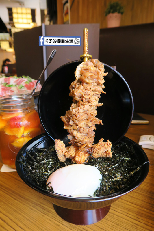 台北車站 肉和膳.牛肉壽喜燒火鍋.燒肉丼飯.壽司.日本料理