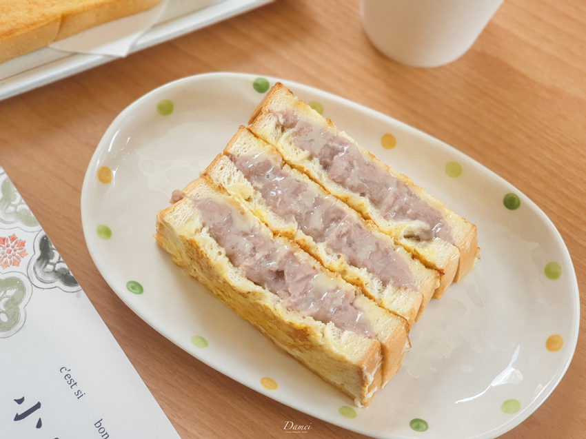 高雄鼓山｜晨樂。早餐廚坊-將芋頭放進法國吐司裡，芋頭控不能錯過