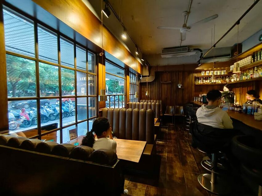 【新北.中和】永安市場站早午餐推薦。GURU HOUSE PARK NO.4早午餐+英式風格餐酒館