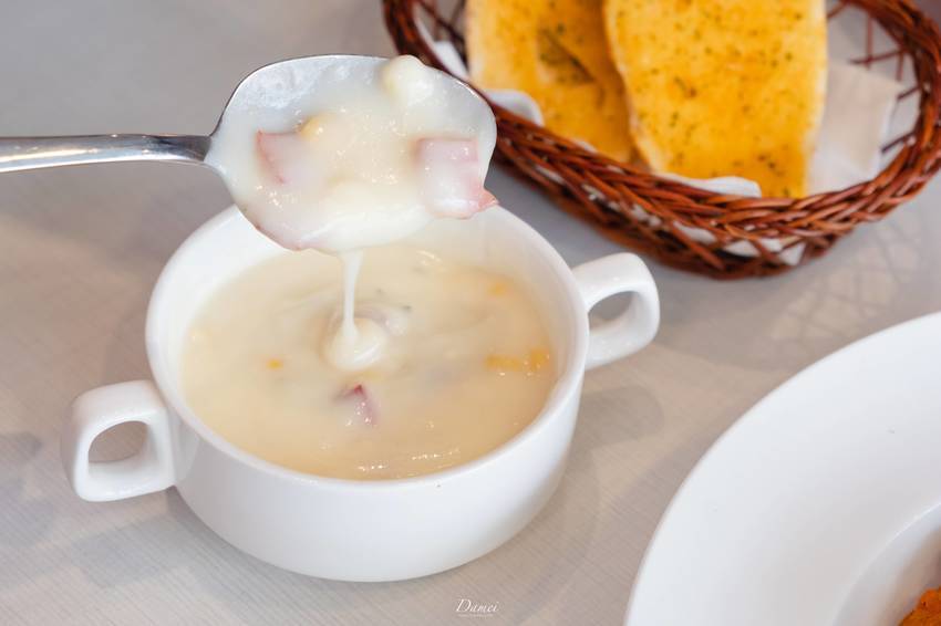 高雄鼓山｜好手義料理廚坊-巨蛋附近平價料理，聚餐新去處