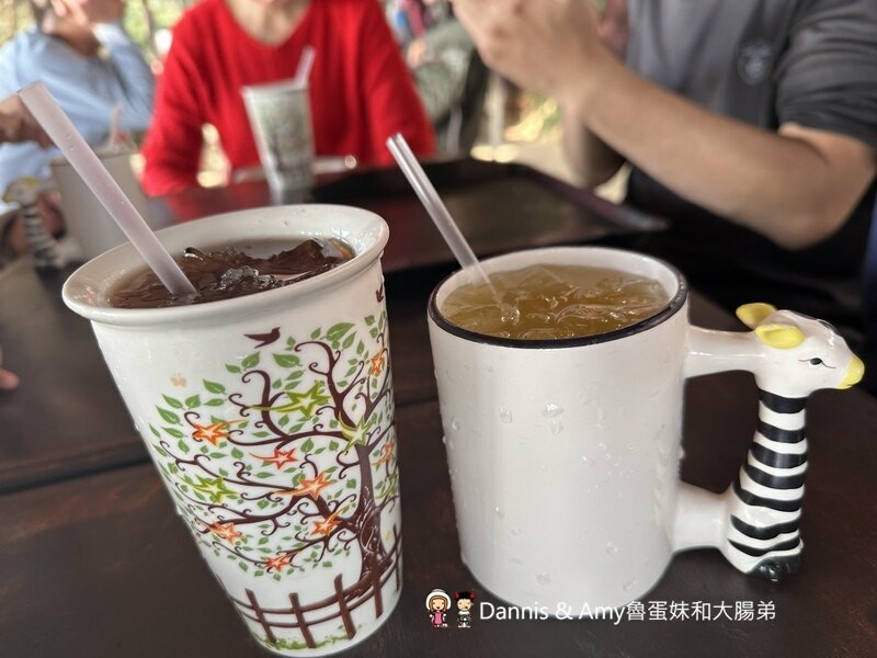 竹北運動好去處︱鳳崎落日步道 （天德堂步道、蓮花寺步道）健行去看夕陽跟戰車~中場休息來杯飲料剛剛好！ - Dannis Amy魯蛋妹大腸弟︱美食旅遊生活