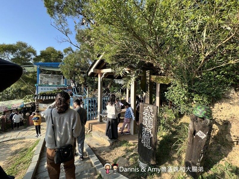 竹北運動好去處︱鳳崎落日步道 （天德堂步道、蓮花寺步道）健行去看夕陽跟戰車~中場休息來杯飲料剛剛好！ - Dannis Amy魯蛋妹大腸弟︱美食旅遊生活