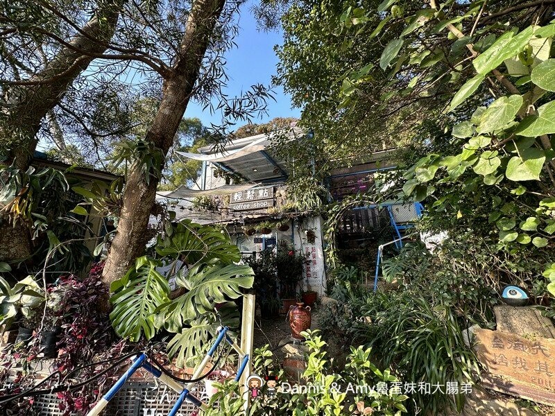 竹北運動好去處︱鳳崎落日步道 （天德堂步道、蓮花寺步道）健行去看夕陽跟戰車~中場休息來杯飲料剛剛好！ - Dannis Amy魯蛋妹大腸弟︱美食旅遊生活