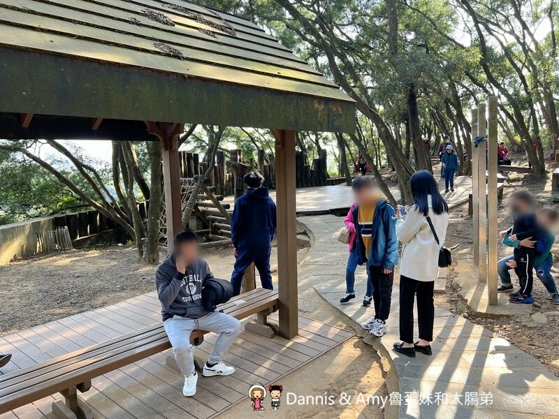 竹北運動好去處︱鳳崎落日步道 （天德堂步道、蓮花寺步道）健行去看夕陽跟戰車~中場休息來杯飲料剛剛好！ - Dannis Amy魯蛋妹大腸弟︱美食旅遊生活