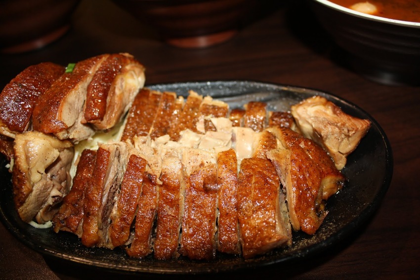 【三重美食】鼎街鴨香飯-誘人的半熟蛋搭配鹹香的鴨肉飯完美絕配,溪尾街美食推薦@東吃東吃到處吃