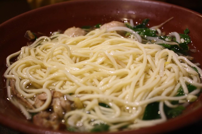 【三重美食】鼎街鴨香飯-誘人的半熟蛋搭配鹹香的鴨肉飯完美絕配,溪尾街美食推薦@東吃東吃到處吃