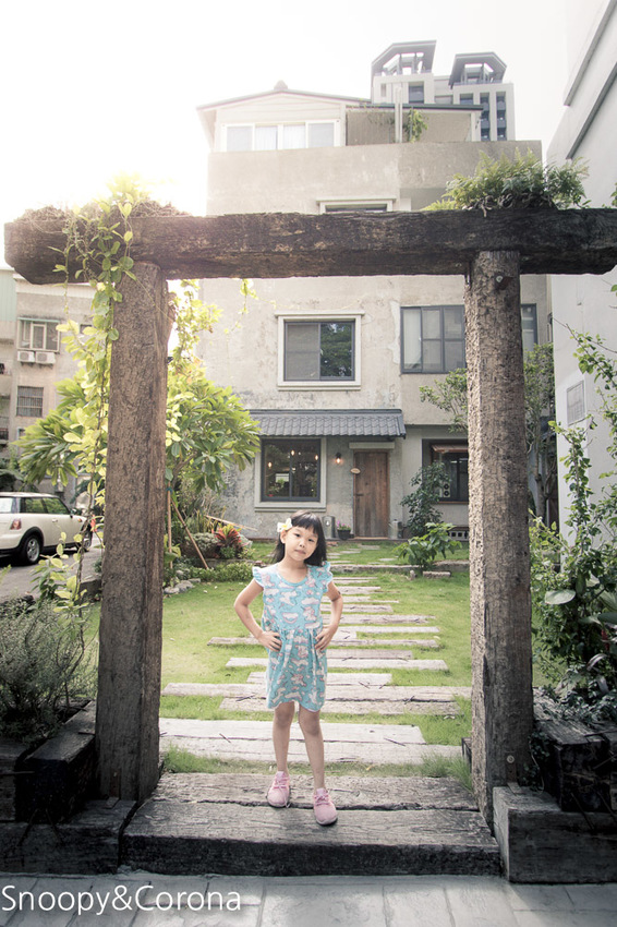 【台中住宿】逢甲夜市住宿｜桂之旅～復古時尚高CP值平價旅店，老宅享用早餐有健康概念