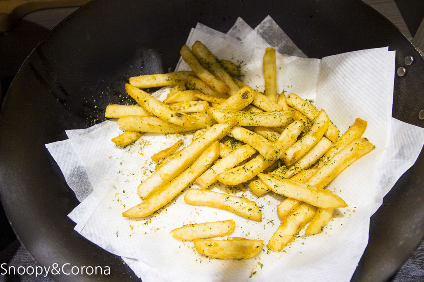 【台中住宿】逢甲夜市住宿｜桂之旅～復古時尚高CP值平價旅店，老宅享用早餐有健康概念