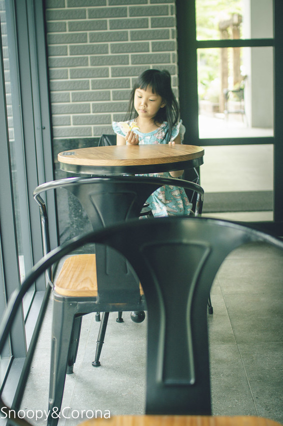 【台中住宿】逢甲夜市住宿｜桂之旅～復古時尚高CP值平價旅店，老宅享用早餐有健康概念