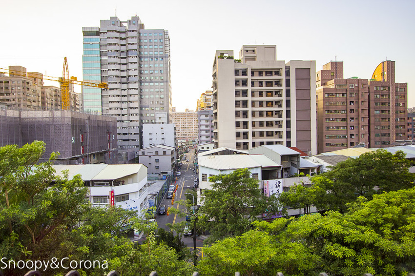 【台中住宿】逢甲夜市住宿｜桂之旅～復古時尚高CP值平價旅店，老宅享用早餐有健康概念