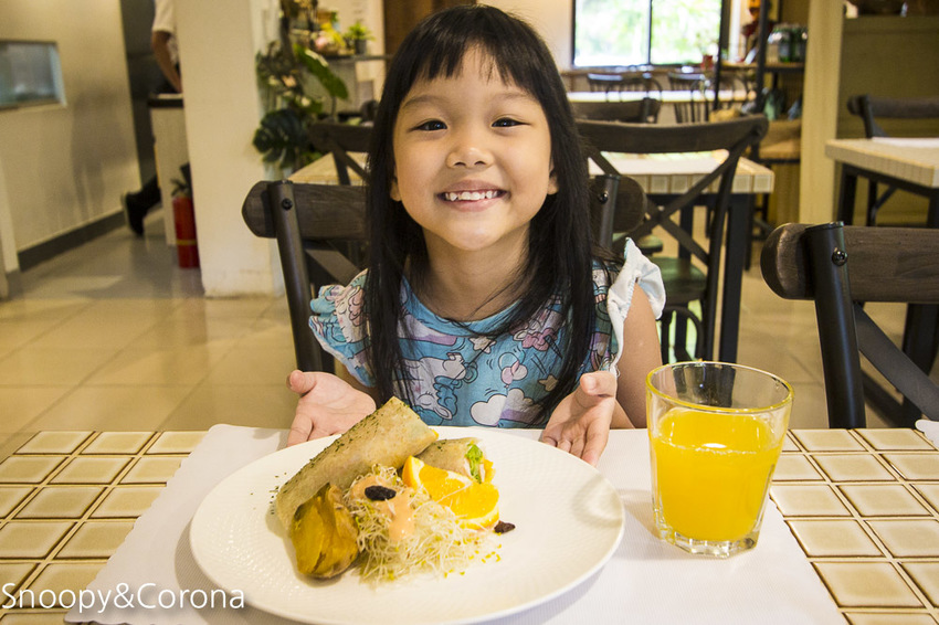 【台中住宿】逢甲夜市住宿｜桂之旅～復古時尚高CP值平價旅店，老宅享用早餐有健康概念