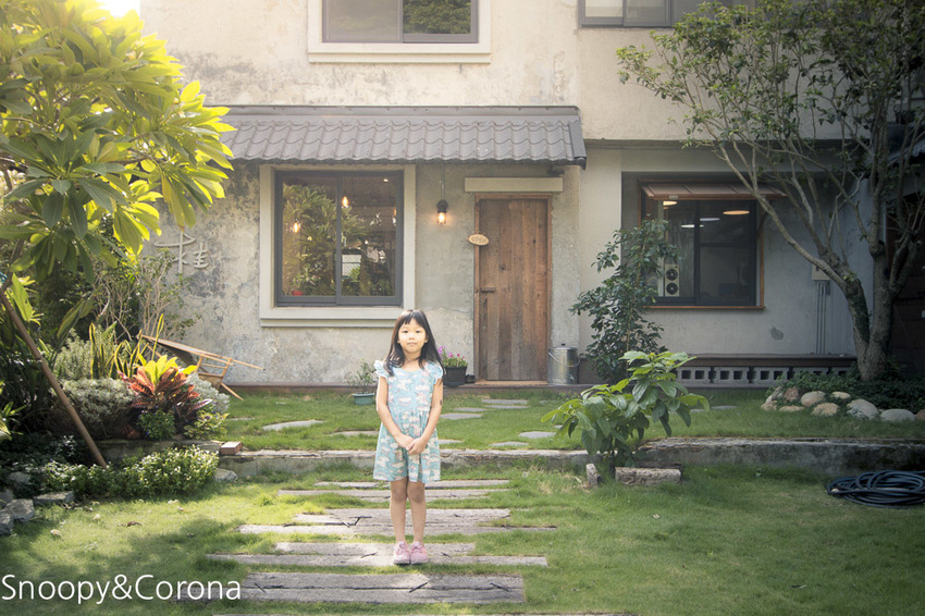 【台中住宿】逢甲夜市住宿｜桂之旅～復古時尚高CP值平價旅店，老宅享用早餐有健康概念