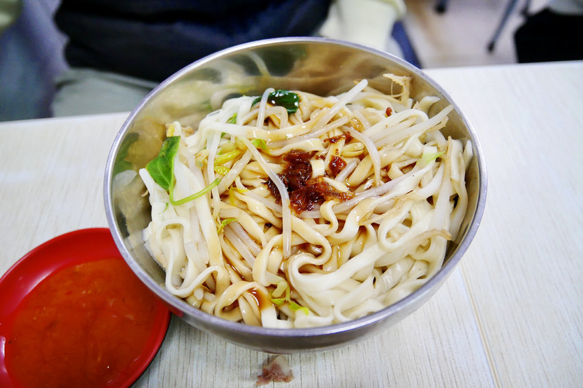[台北大安] 阿輝鵝肉店吃飯時間人多到炸天的麟光人氣美食