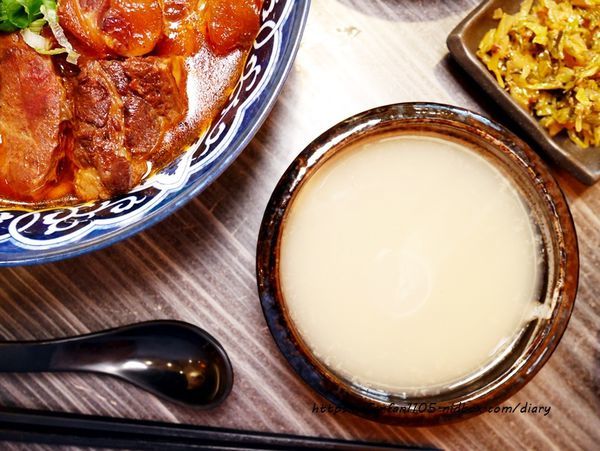 【宜蘭美食】牛雞匠舖 #牛肉麵 #手工熬煮天然湯頭 #雞湯 #宜蘭小吃 #宜蘭大學 (20).JPG
