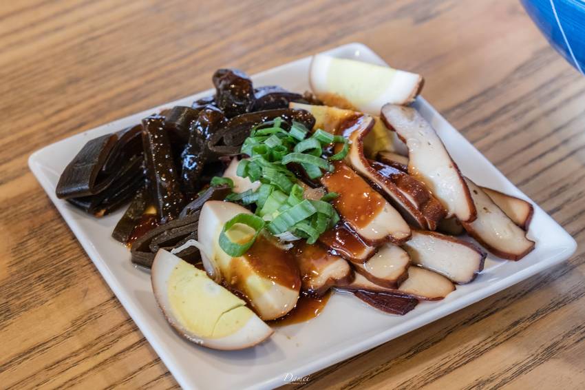 source: imgur.com 高雄新興|捷記小麵館-簡單的湯頭最討人喜愛,改變對麵食的想像