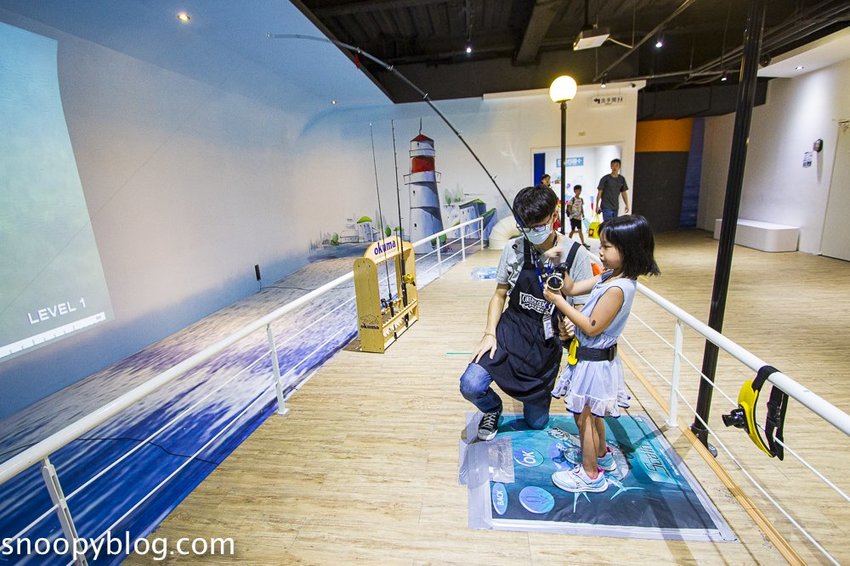 【台中親子景點】寶熊漁樂碼頭｜釣魚主題園區～挑戰全球唯一巨無霸釣魚機、體驗虛擬釣魚、親子DIY、美式遊樂場