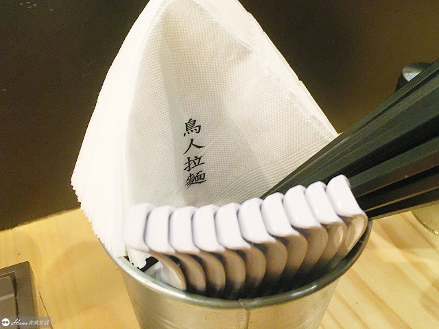 【台北萬華】Totto Ramen 鳥人拉麵 西門店 | 低脂厚切雞肉叉燒 雞白湯頭濃郁鮮甜不死鹹 炸餃子必點